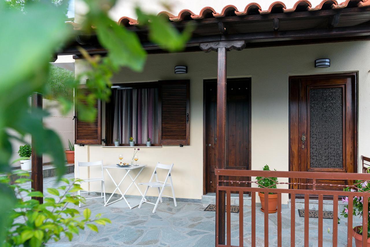 Avli Apartments Pyrgadikia Exterior foto